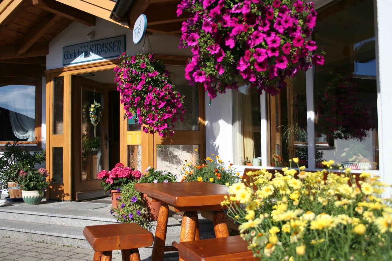 Gaestehaus Strasser Riezlern Exterior photo