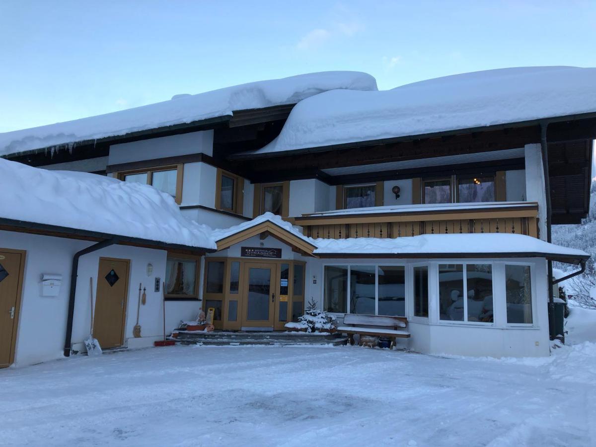 Gaestehaus Strasser Riezlern Exterior photo
